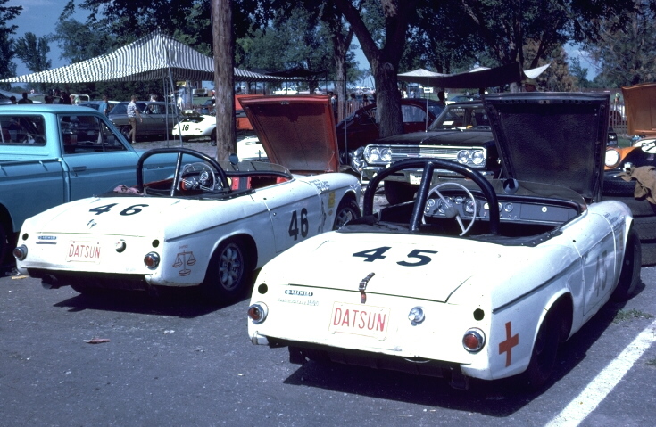 Both cars at War Bonnet