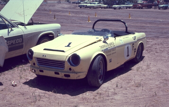 Dick Roberts' 1600 - front 3/4 view