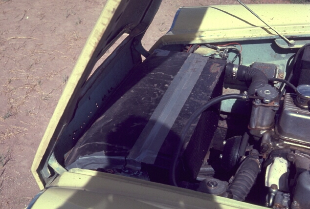 Dick Roberts' 1600 - under the hood